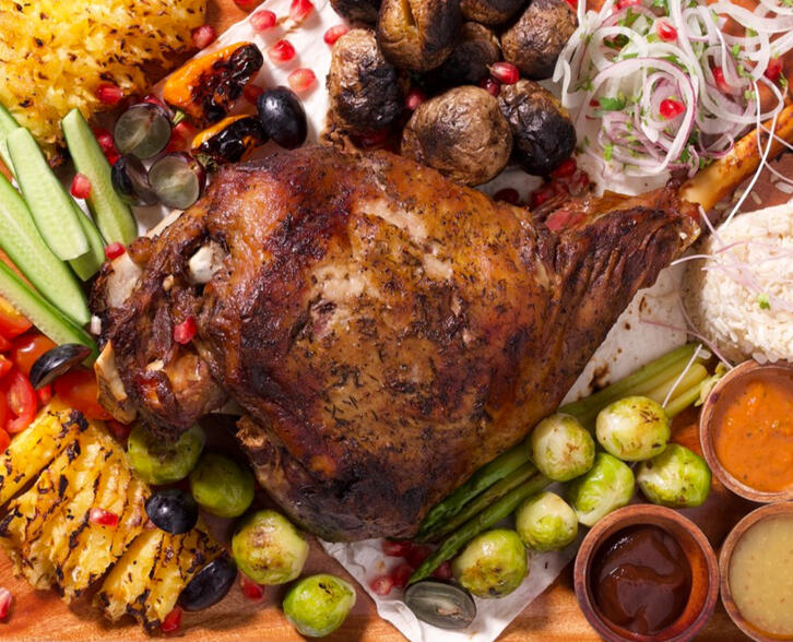 Целое бедро баранины ( 2.5-3 кг.)